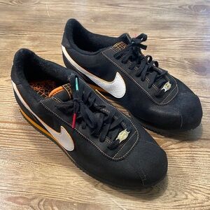NIKE CORTEZ DAY OF THE DEAD MENS SIZE 10.5 BLACK/ORANGE